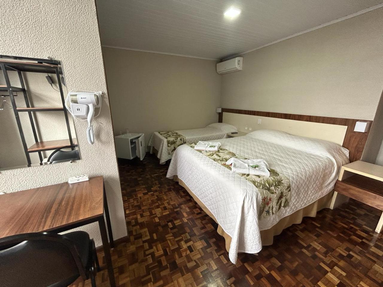 Hotel Pax 蓬塔格罗萨 外观 照片